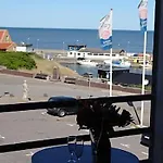 Hotel Hirtshals מלון