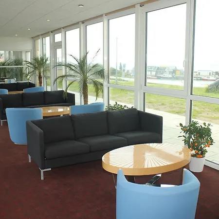 Отель Hotel Hirtshals 3*